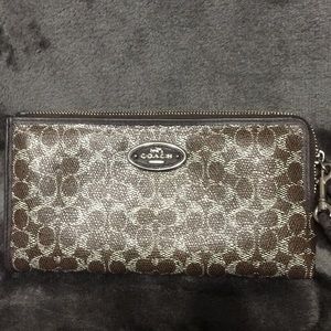 Genuine Coach Wristlet/Wallet/Checkbook case